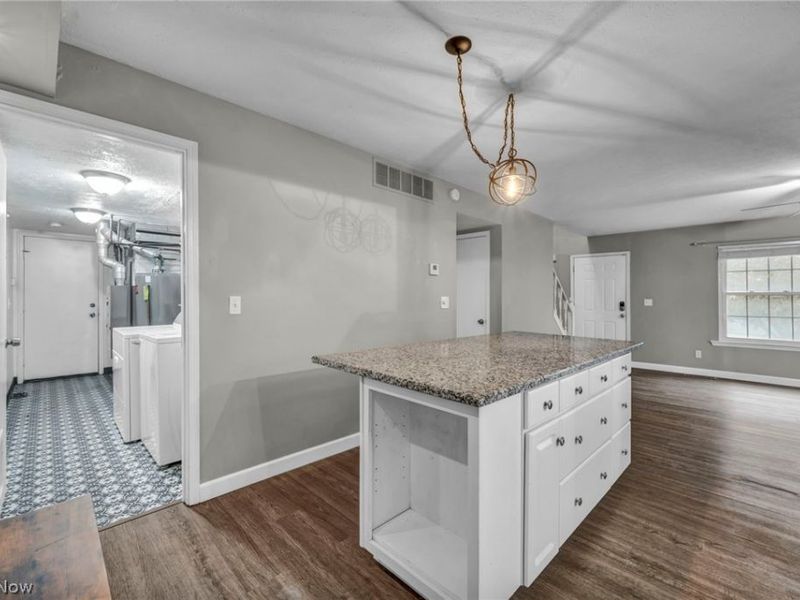 1251 W 70th Street, Cleveland, OH 44102 Photo 10