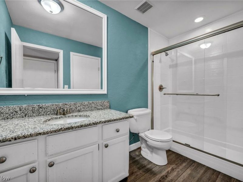 1251 W 70th Street, Cleveland, OH 44102 Photo 15