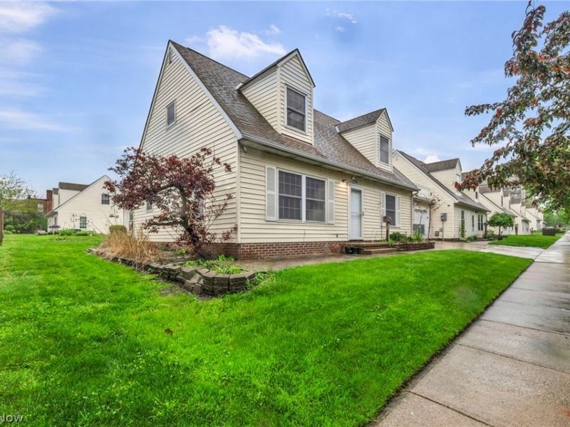 1251 W 70th Street, Cleveland, OH 44102 Photo 2