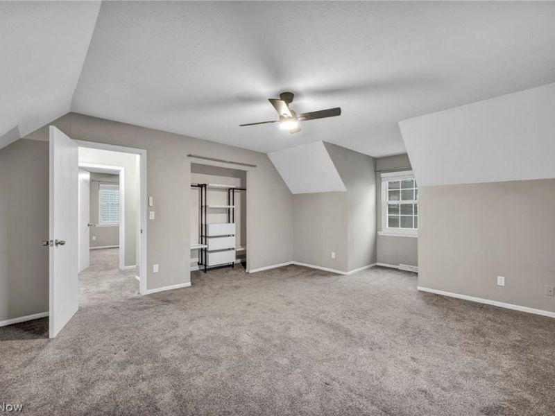 1251 W 70th Street, Cleveland, OH 44102 Photo 23