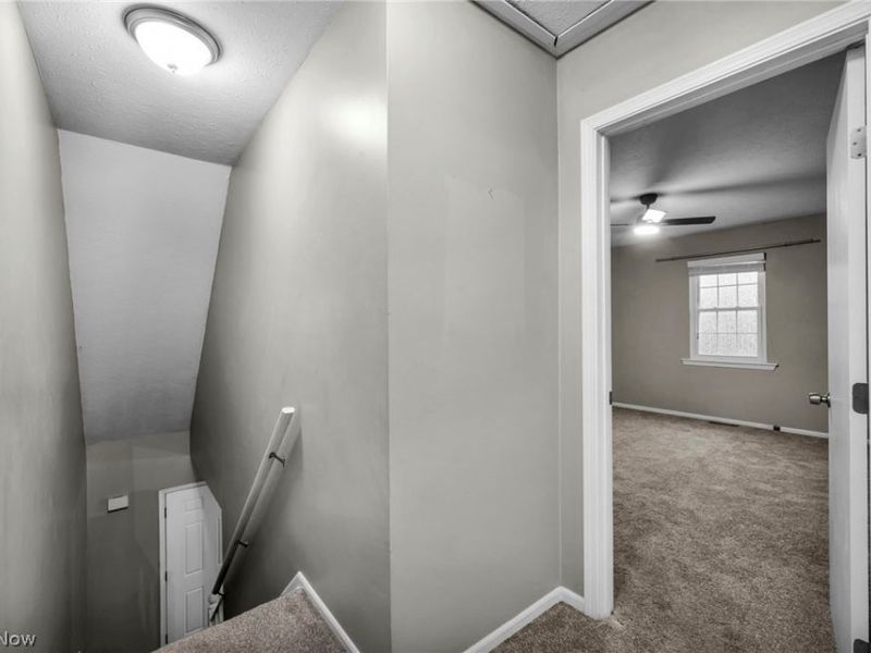 1251 W 70th Street, Cleveland, OH 44102 Photo 27