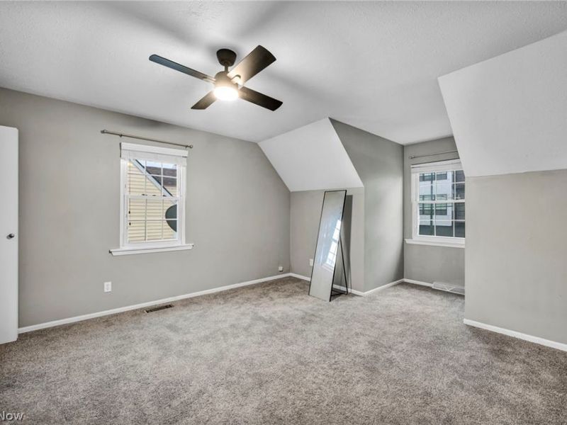 1251 W 70th Street, Cleveland, OH 44102 Photo 28