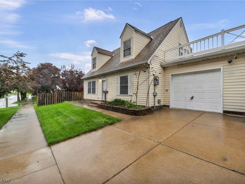 1251 W 70th Street, Cleveland, OH 44102 Photo 3