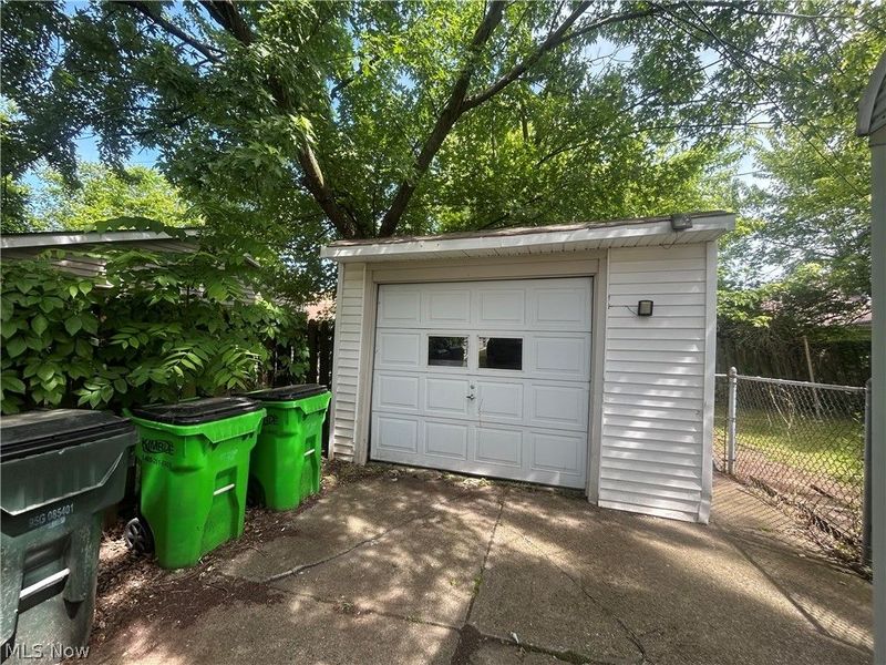 11119 Plymouth Avenue, Garfield Heights, OH 44125 Photo 21
