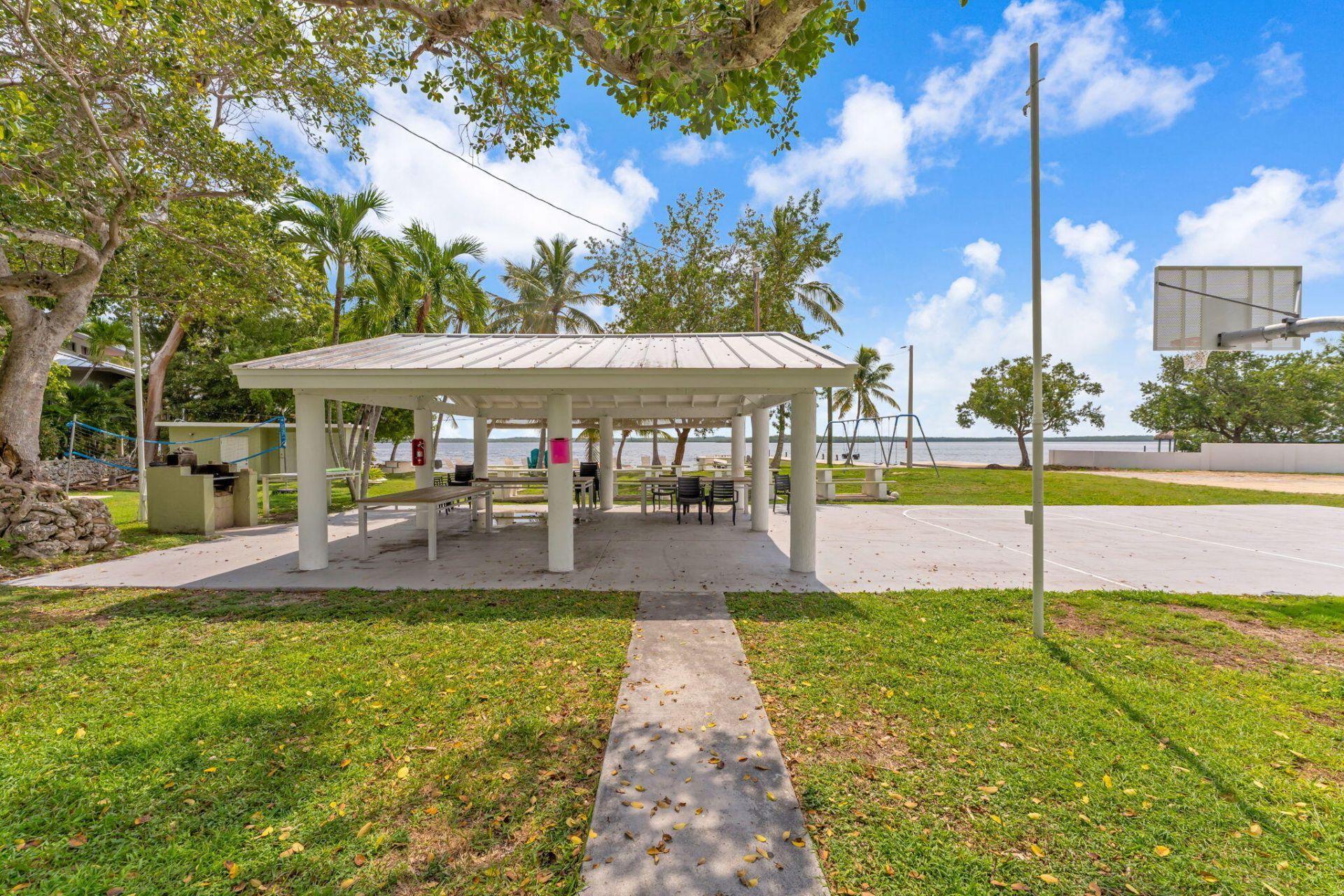 16 Jewfish Avenue, Key Largo, FL 33037 Photo
