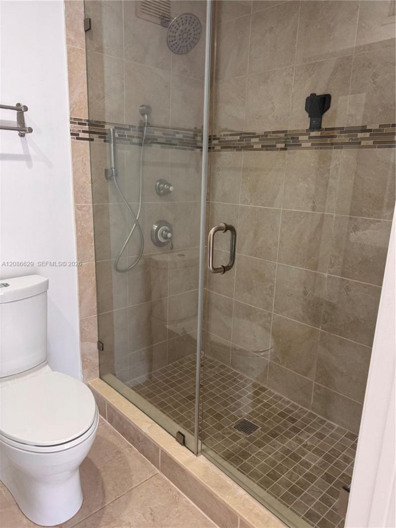 7075 NW 173rd Dr, Unit 1406, Hialeah, FL 33015 Photo