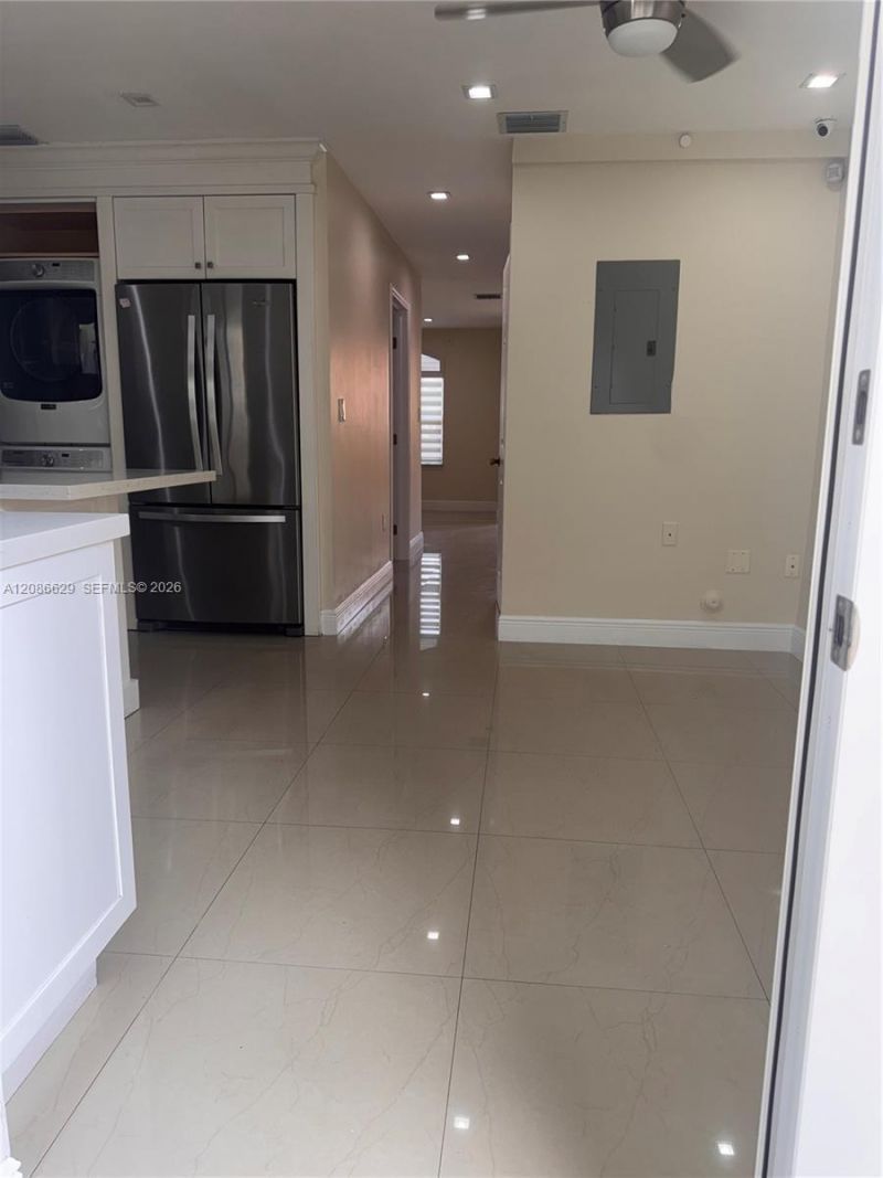 7075 NW 173rd Dr, Unit 1406, Hialeah, FL 33015 Photo