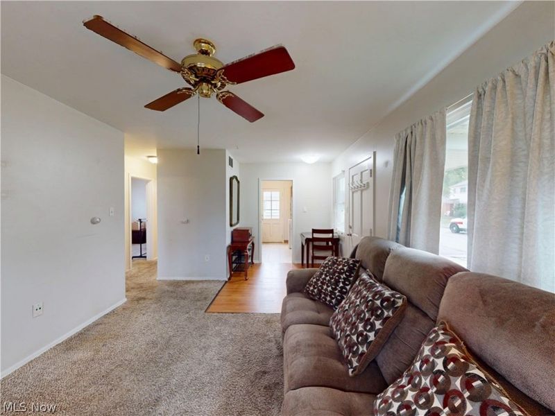 302 Buckner Drive, Unit 207, Euclid, OH 44123 Photo 5