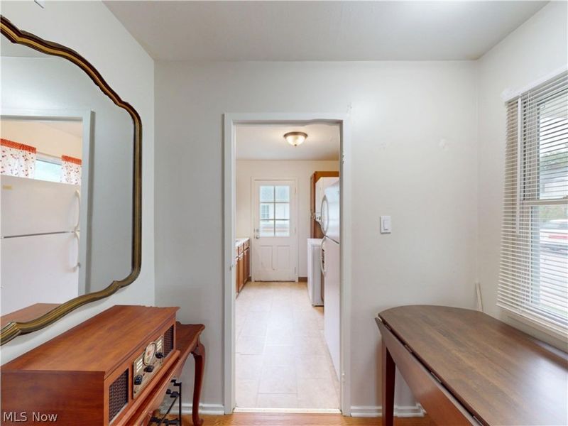 302 Buckner Drive, Unit 207, Euclid, OH 44123 Photo 8