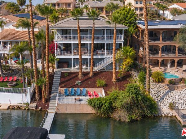 30092 Clear Water Drive, Canyon Lake, CA 92587