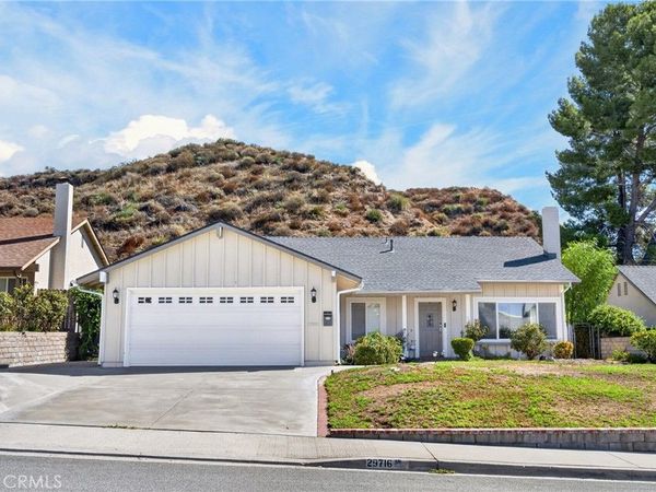 29716 Grandifloras, Canyon Country, CA 91387