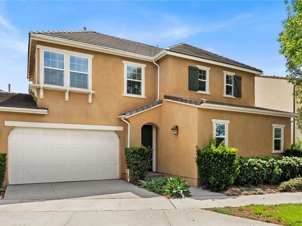 31 Brisbane Court, Tustin, CA 92782
