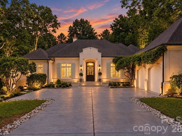 4935 Piper Glen Drive , Charlotte, NC 28277