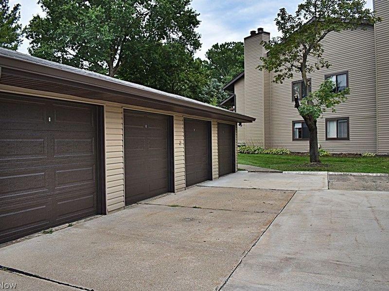 736 Kirkwall Drive, Unit 40 A, Copley, OH 44321 Photo 20
