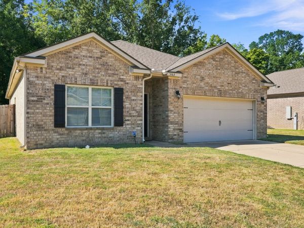 5163 Shellback Dr, Millington, TN 38053