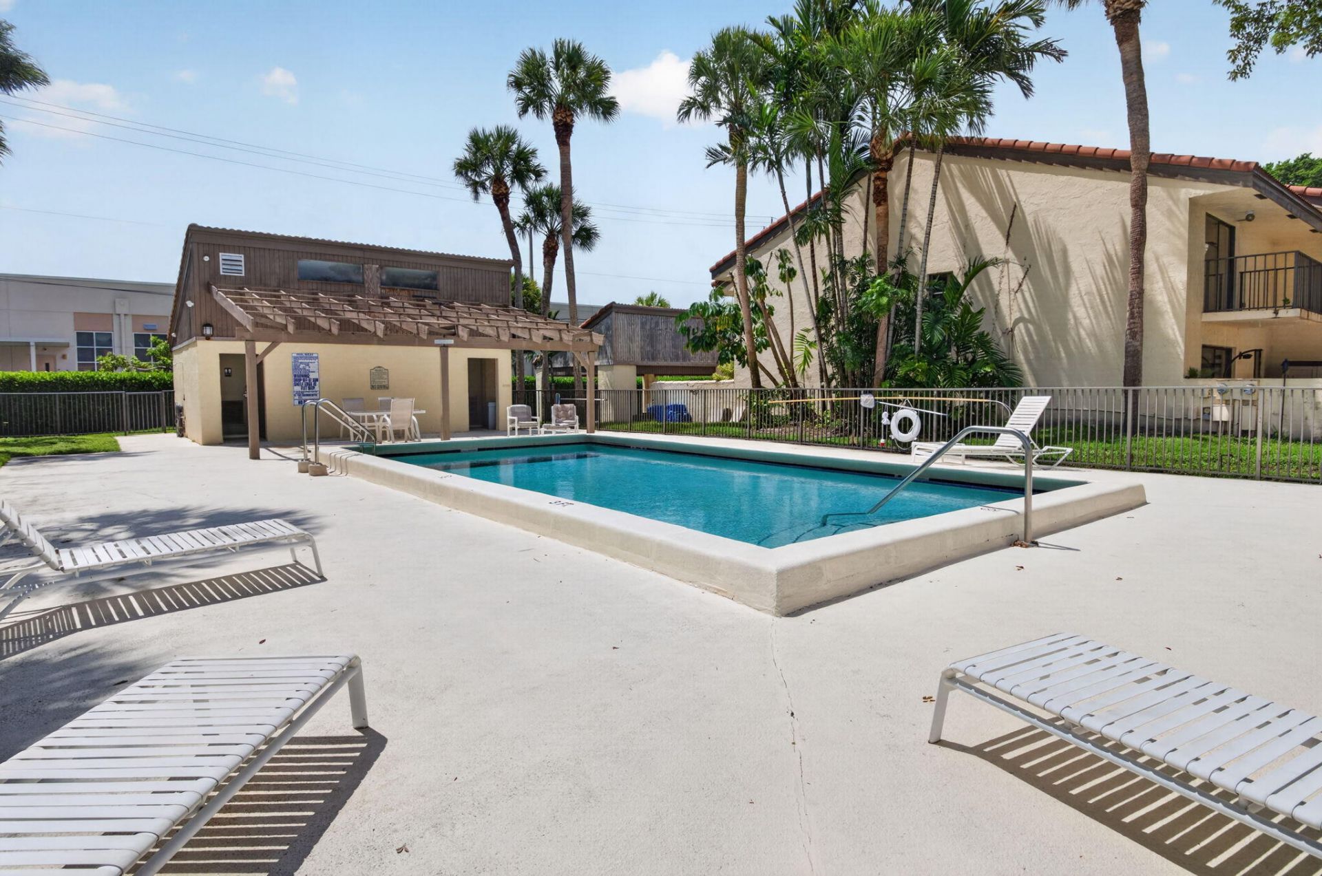 1330 NW 13th Street, Unit 16, Boca Raton, FL 33486 Photo