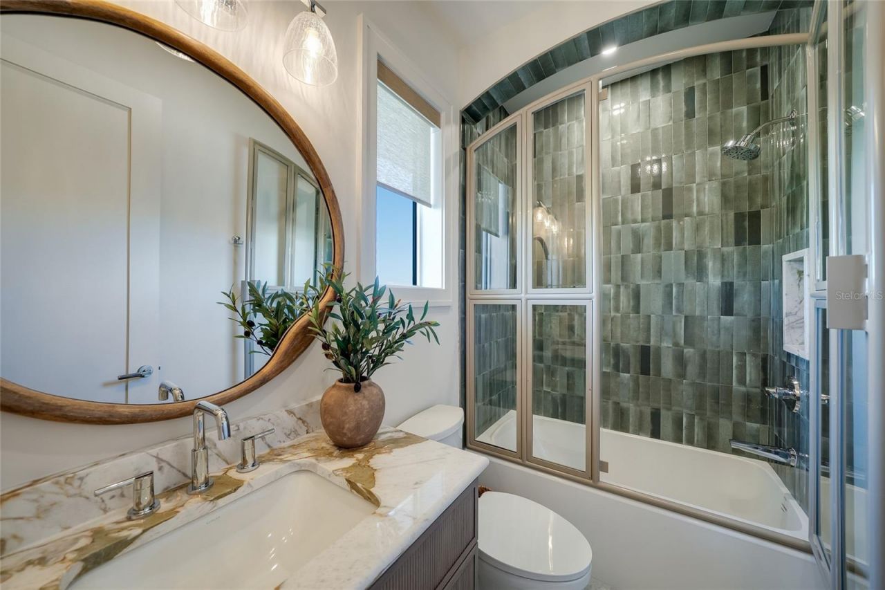 242 Lakeview Drive, Anna Maria, FL 34216 Photo