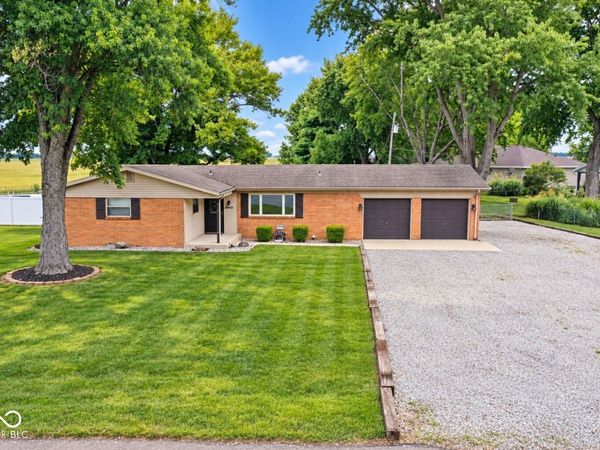 9443 N Keith Drive E, Columbus, IN 47203