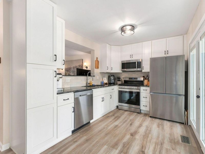 7700 Kelvinway Drive, Unit 71, Worthington, OH 43085 Photo 7
