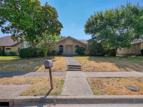 2708 Oak Grove Drive, Plano, TX 75074
