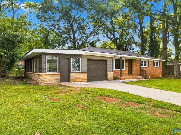 1718 Hampton Road NW, Huntsville, AL 35816