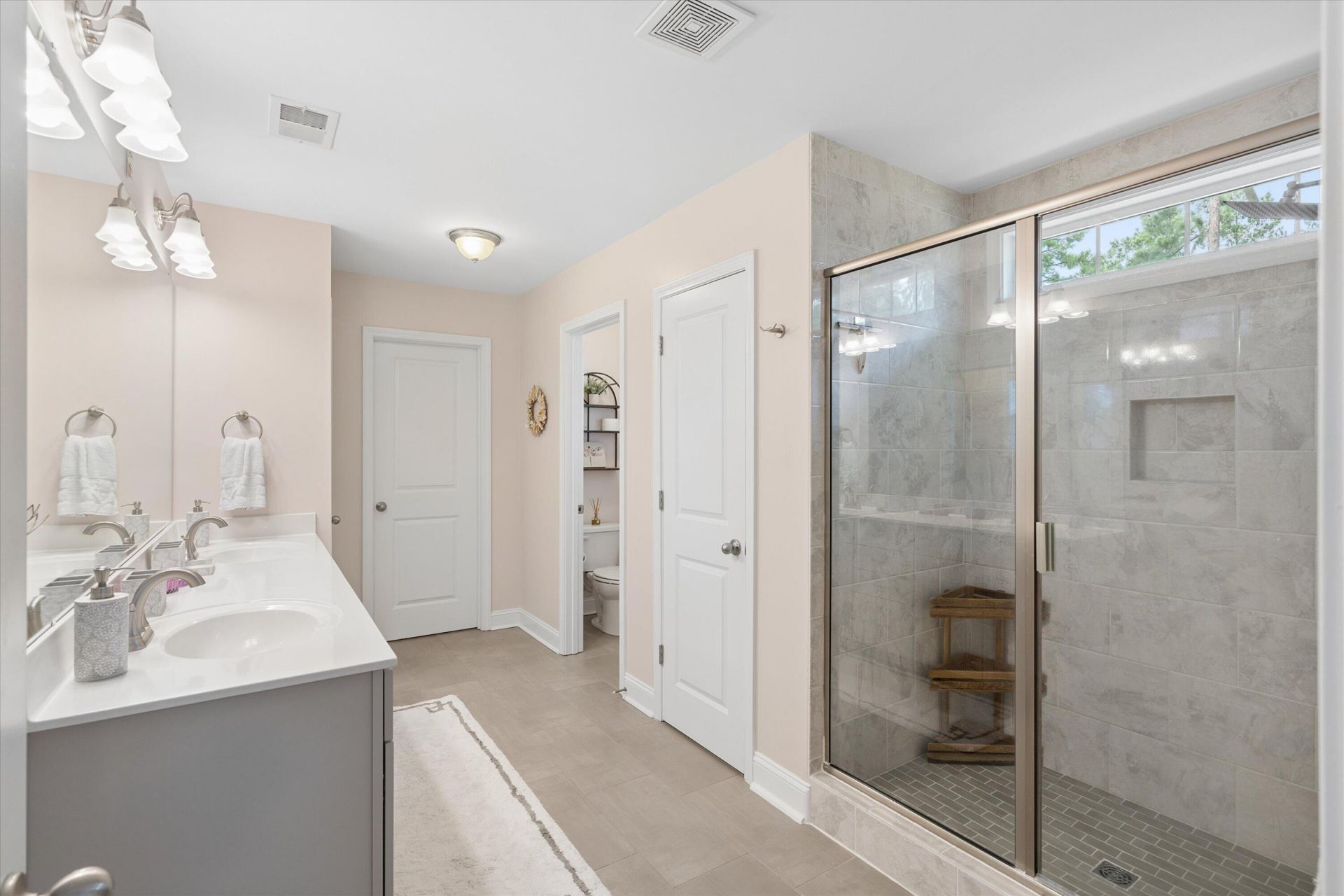 427 Whispering Breeze Lane Photo 34
