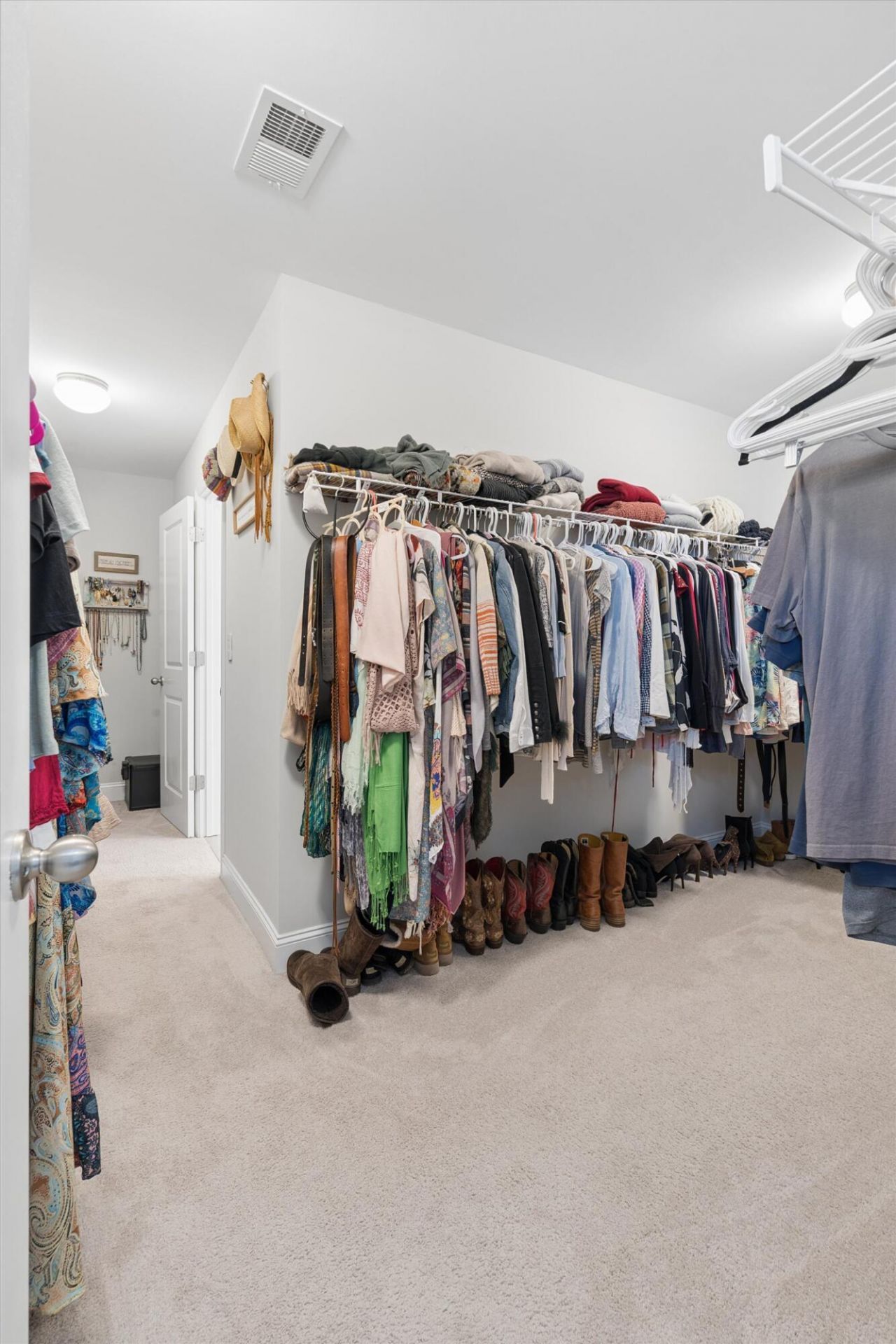 427 Whispering Breeze Lane Photo 37