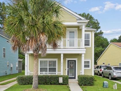 7434 Northgate Drive Hanahan, SC 29410