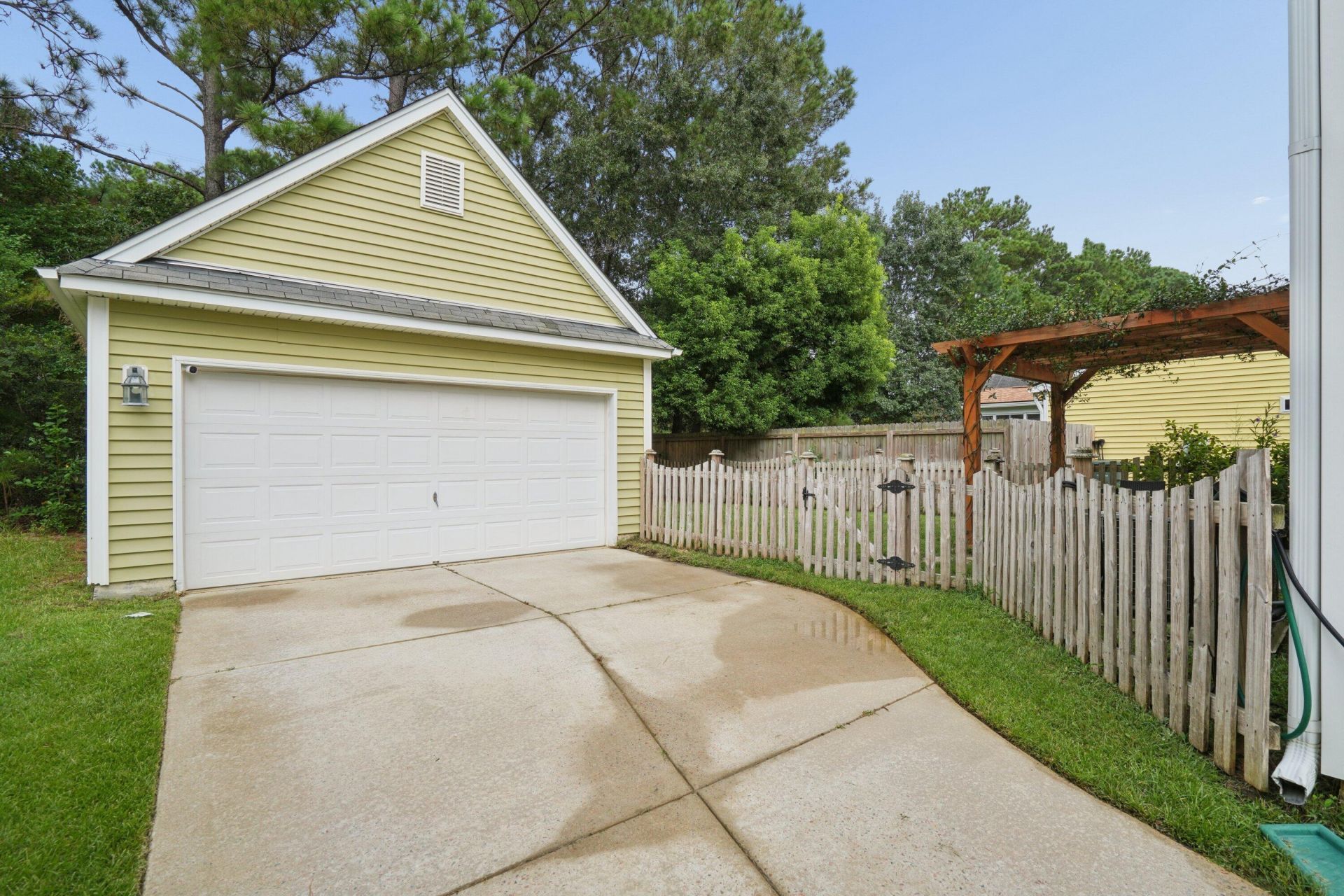 7434 Northgate Drive Photo 38