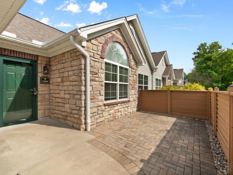 1169 Lahinch Lane, Union Township, OH 45102 Photo 4