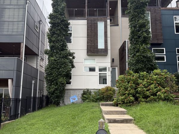 415 36th Ave N, Nashville, TN 37209