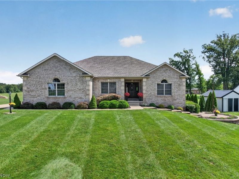 10890 Wolf Avenue NE, Hartville, OH 44632 Photo 18