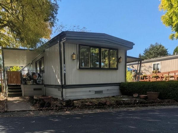 1475 Green Acres Road, Unit SPC 123, Eugene, OR 97408