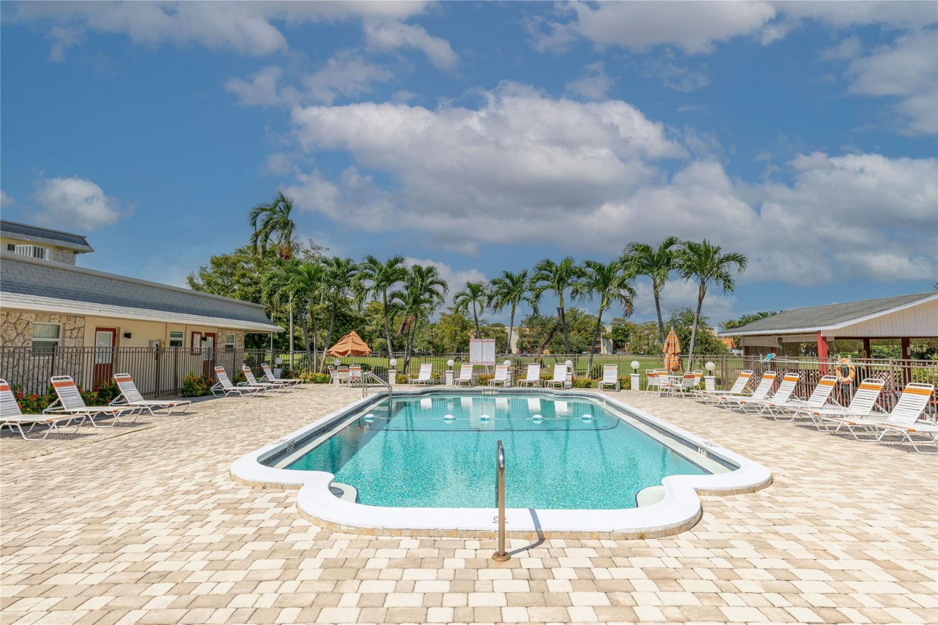 4411 NW 16th Street, Unit F109, Lauderhill, FL 33313 Photo