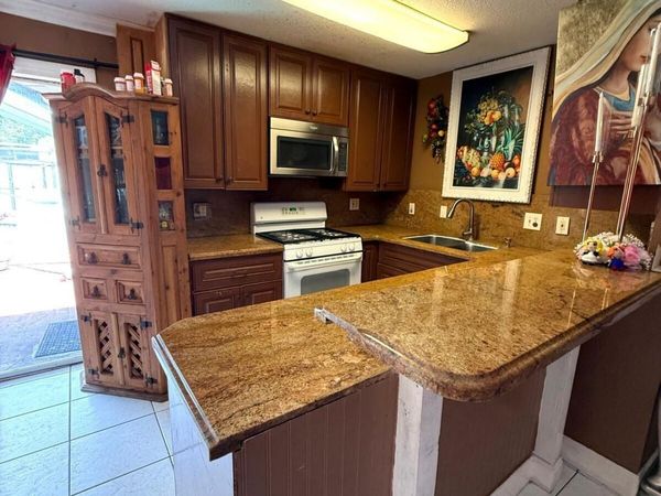 1441 W Central Street, Lantana, FL 33462