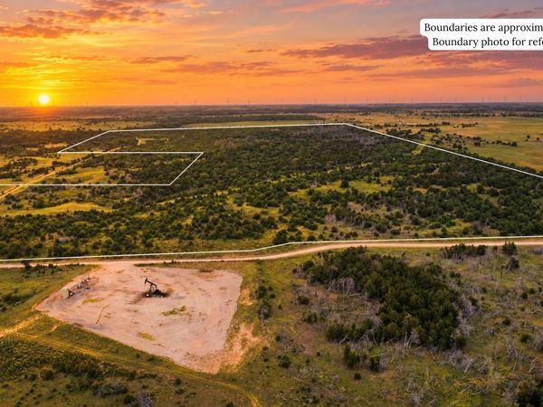01 E 680 Road, Seiling, OK 73663