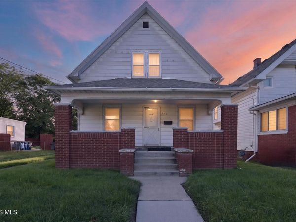 610 Marmion Avenue, Toledo, OH 43607
