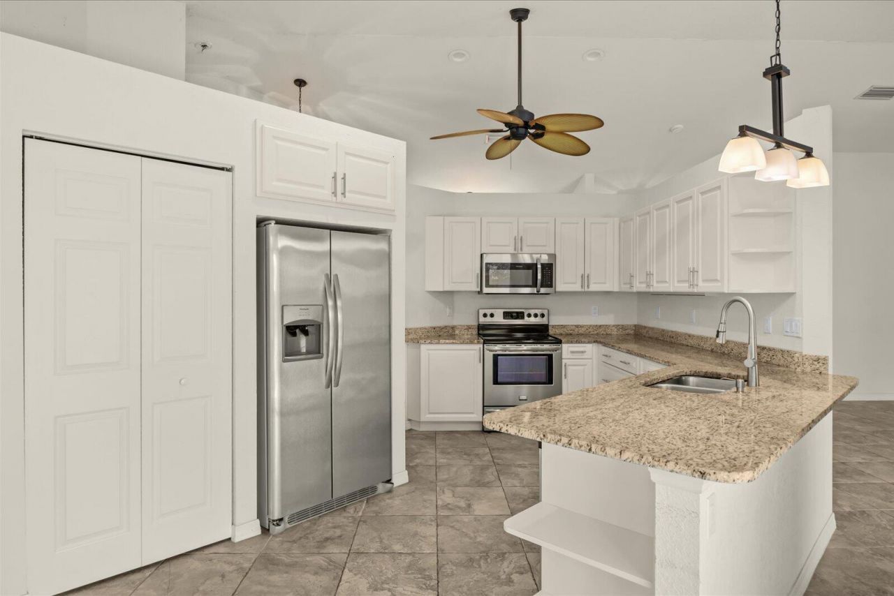 5835 W Dooley Circle, Port Saint Lucie, FL 34986 Photo