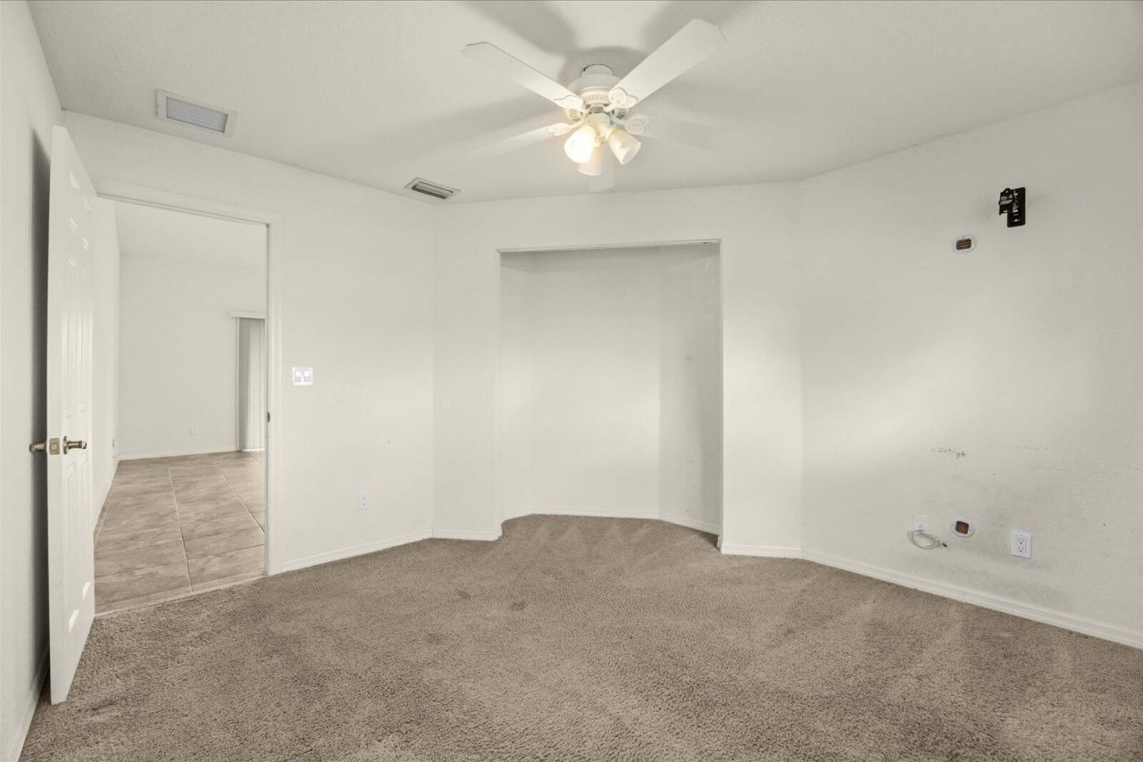 5835 W Dooley Circle, Port Saint Lucie, FL 34986 Photo