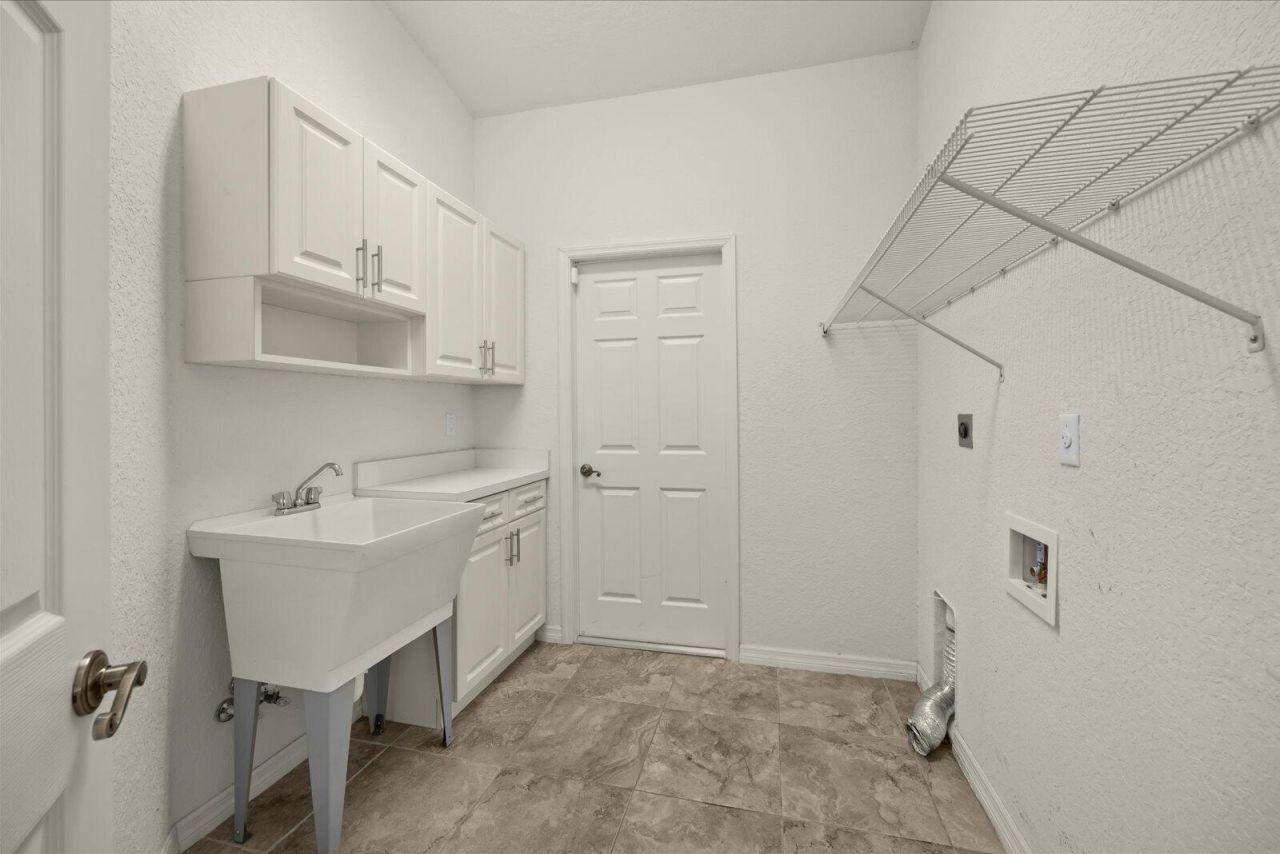 5835 W Dooley Circle, Port Saint Lucie, FL 34986 Photo