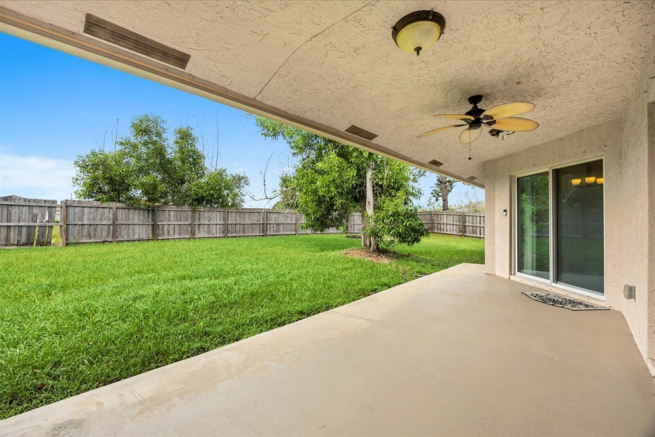 5835 W Dooley Circle, Port Saint Lucie, FL 34986 Photo