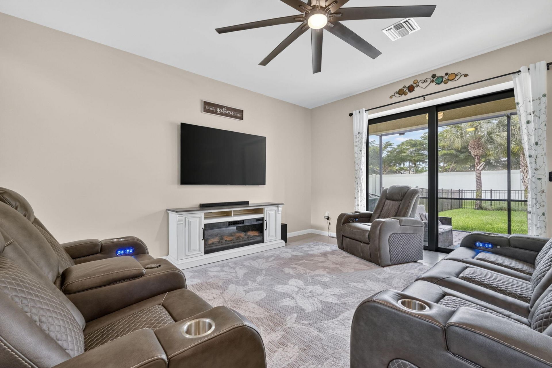 9301 Bramley Terrace, Fort Myers, FL 33967 Photo
