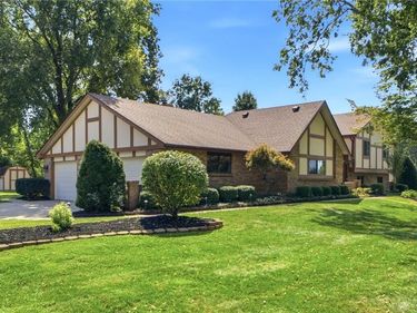 1593 Woodland Trail, Beavercreek Township, OH 45385