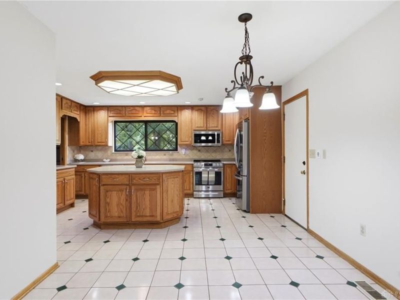 1593 Woodland Trail, Beavercreek Township, OH 45385 Photo 18