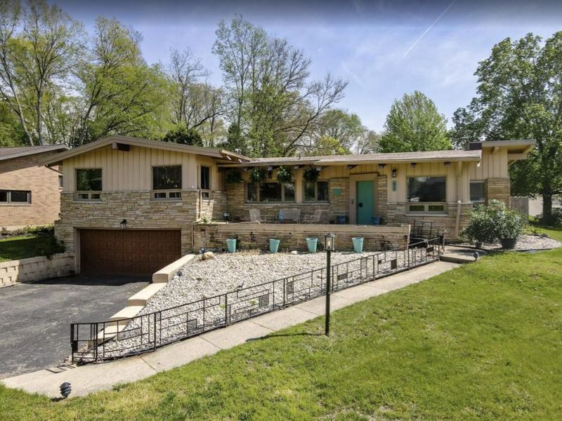675 S Broadmoor Boulevard, Springfield, OH 45504 Photo 1
