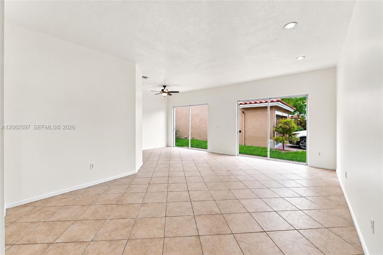 12103 NW 47th Mnr, Coral Springs, FL 33076 Photo
