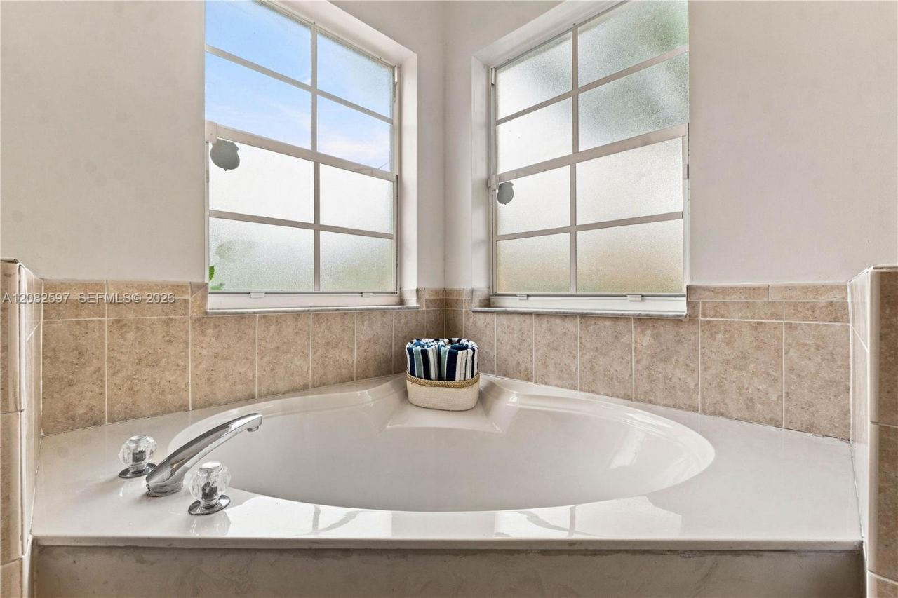 12103 NW 47th Mnr, Coral Springs, FL 33076 Photo