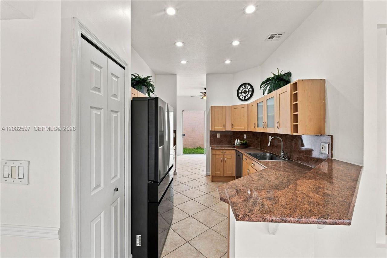 12103 NW 47th Mnr, Coral Springs, FL 33076 Photo