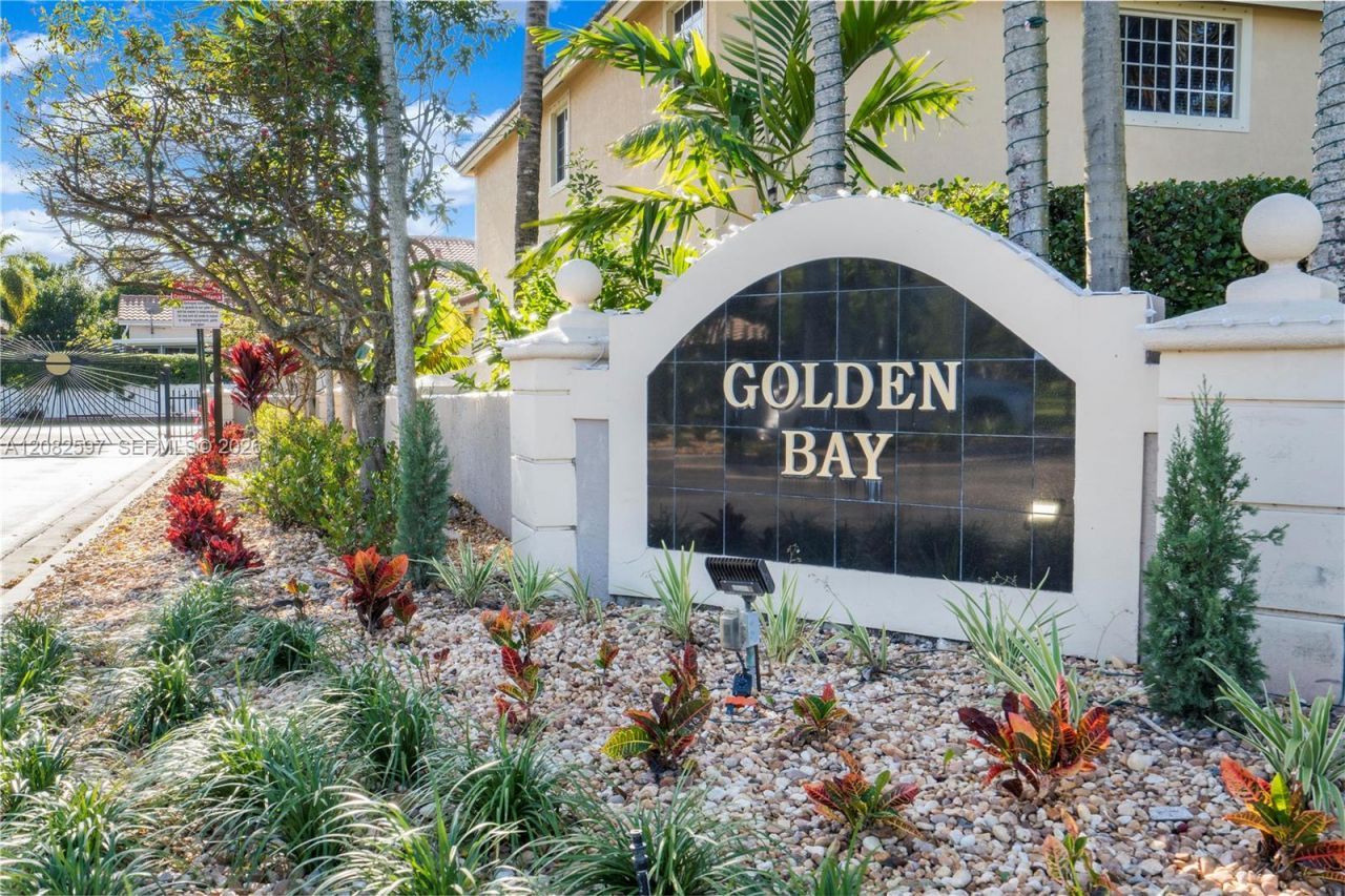 12103 NW 47th Mnr, Coral Springs, FL 33076 Photo