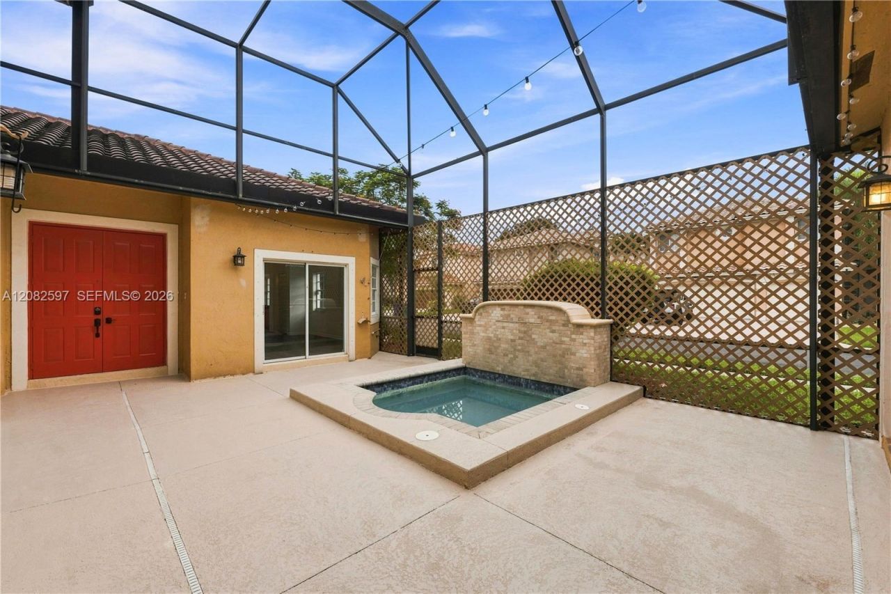 12103 NW 47th Mnr, Coral Springs, FL 33076 Photo